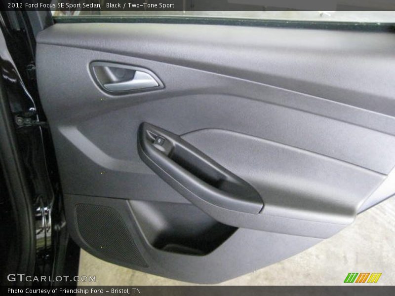 Black / Two-Tone Sport 2012 Ford Focus SE Sport Sedan