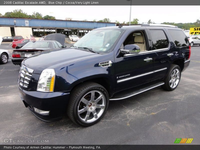 Front 3/4 View of 2008 Escalade AWD