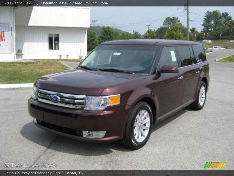 Front 3/4 View of 2012 Flex SEL