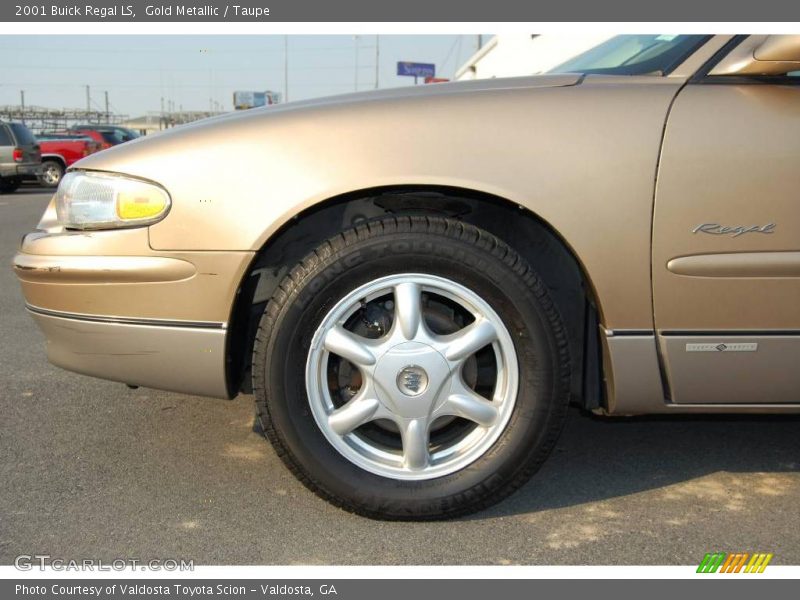 Gold Metallic / Taupe 2001 Buick Regal LS