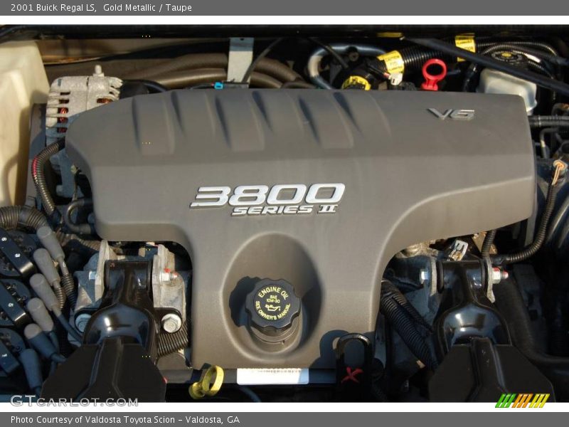 Gold Metallic / Taupe 2001 Buick Regal LS