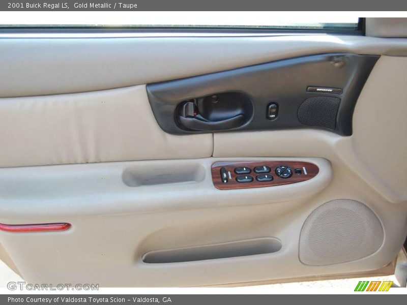 Gold Metallic / Taupe 2001 Buick Regal LS