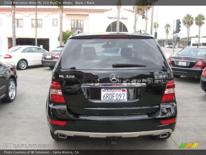 Black / Black 2009 Mercedes-Benz ML 320 BlueTec 4Matic