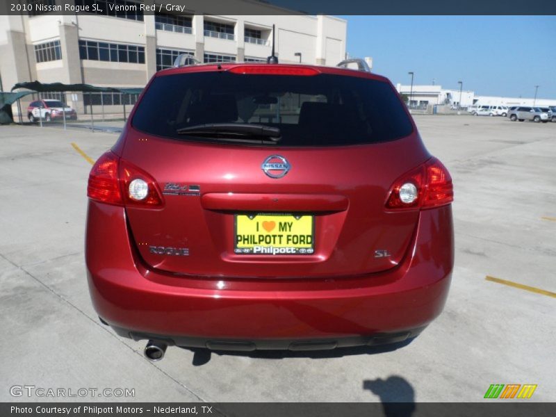 Venom Red / Gray 2010 Nissan Rogue SL