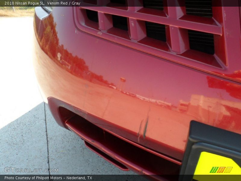Venom Red / Gray 2010 Nissan Rogue SL