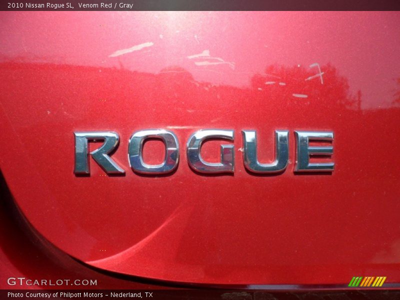 Venom Red / Gray 2010 Nissan Rogue SL