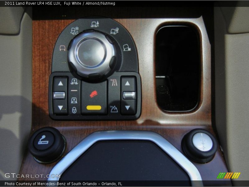 Controls of 2011 LR4 HSE LUX