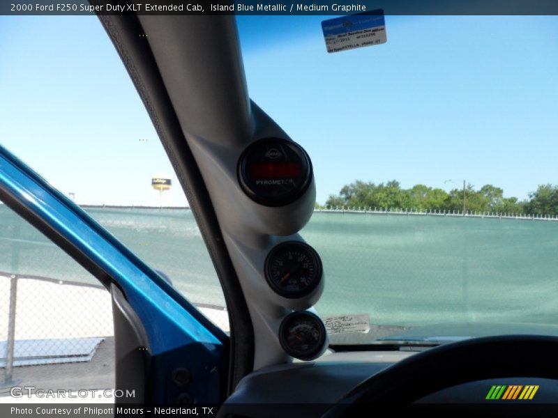 Island Blue Metallic / Medium Graphite 2000 Ford F250 Super Duty XLT Extended Cab