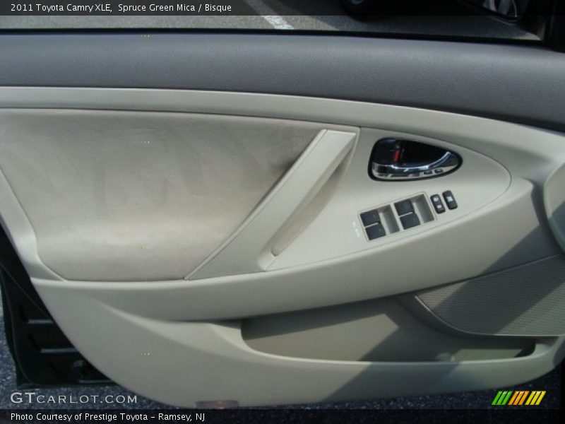 Spruce Green Mica / Bisque 2011 Toyota Camry XLE