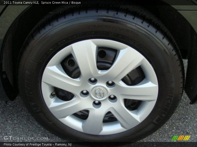 Spruce Green Mica / Bisque 2011 Toyota Camry XLE