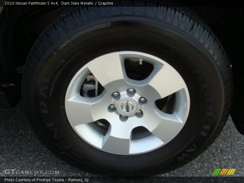  2010 Pathfinder S 4x4 Wheel
