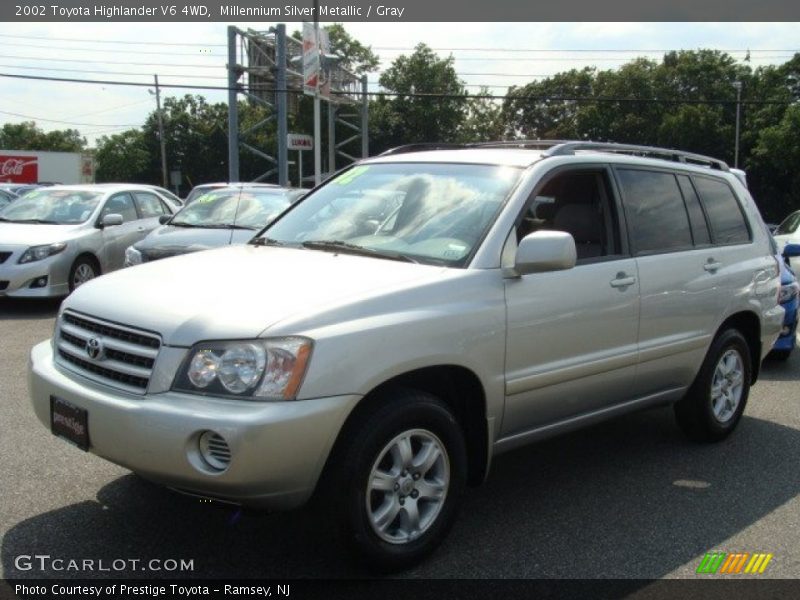 Millennium Silver Metallic / Gray 2002 Toyota Highlander V6 4WD