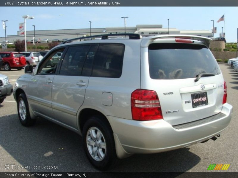 Millennium Silver Metallic / Gray 2002 Toyota Highlander V6 4WD