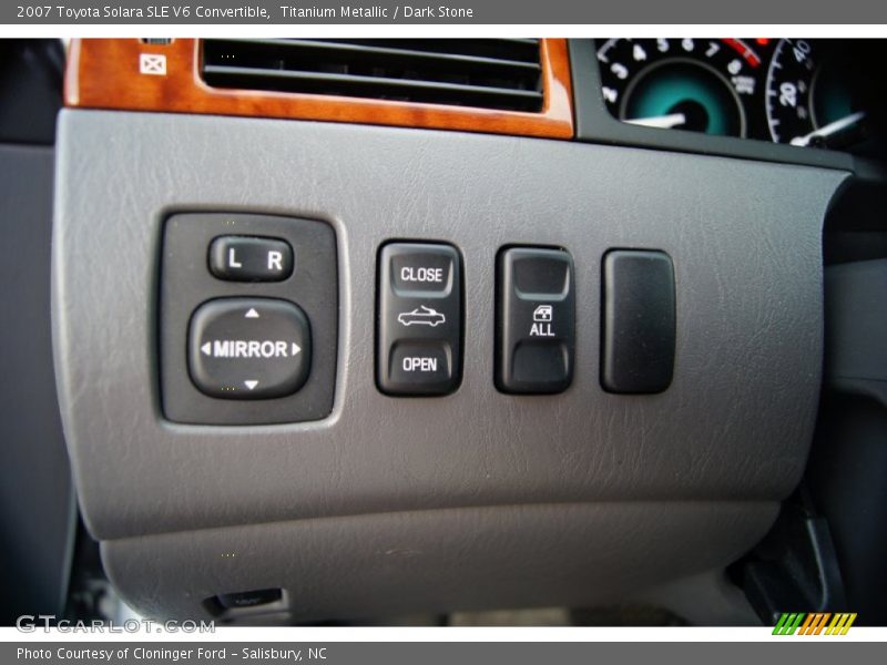 Titanium Metallic / Dark Stone 2007 Toyota Solara SLE V6 Convertible