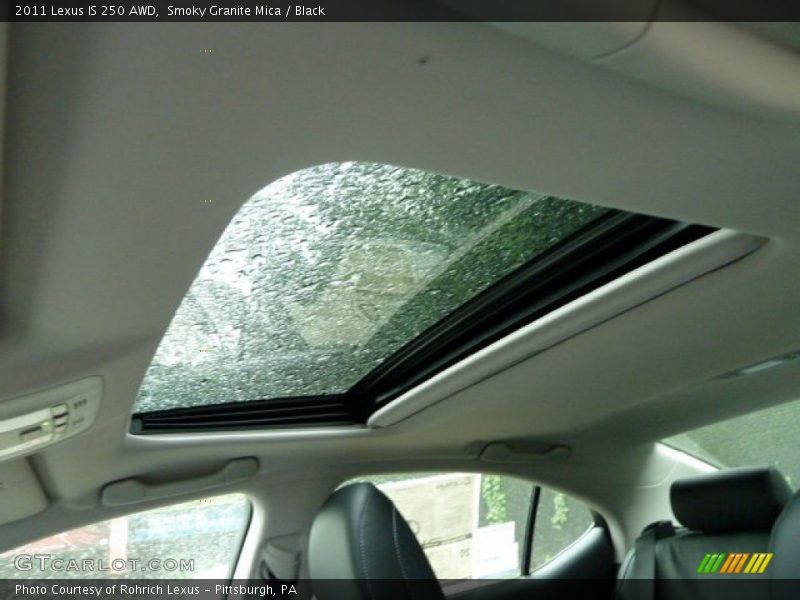 Sunroof of 2011 IS 250 AWD