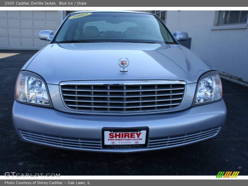 Blue Ice / Shale 2005 Cadillac DeVille Sedan