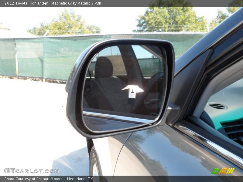 Magnetic Gray Metallic / Ash 2012 Toyota Highlander