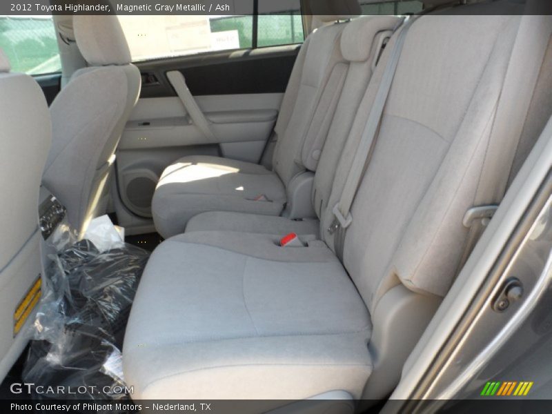 Magnetic Gray Metallic / Ash 2012 Toyota Highlander