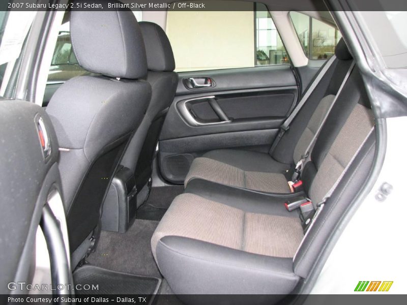 Brilliant Silver Metallic / Off-Black 2007 Subaru Legacy 2.5i Sedan