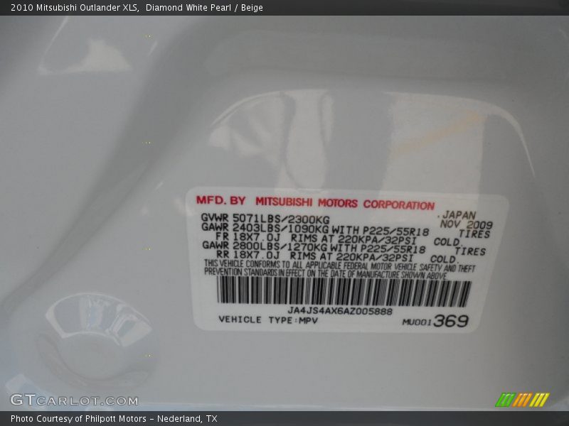 Diamond White Pearl / Beige 2010 Mitsubishi Outlander XLS
