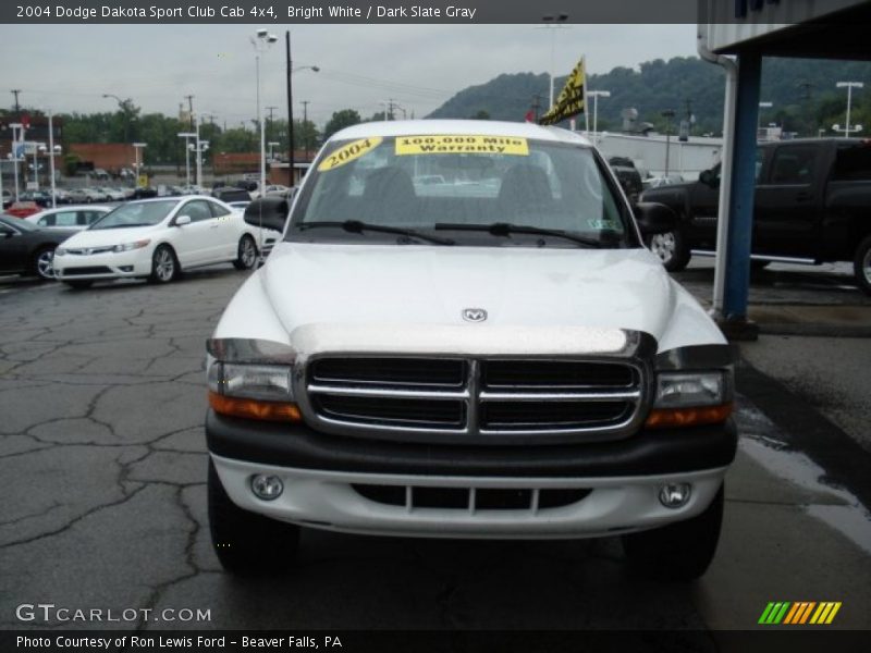 Bright White / Dark Slate Gray 2004 Dodge Dakota Sport Club Cab 4x4