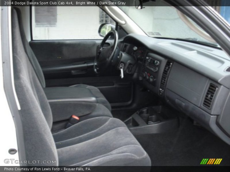 Bright White / Dark Slate Gray 2004 Dodge Dakota Sport Club Cab 4x4