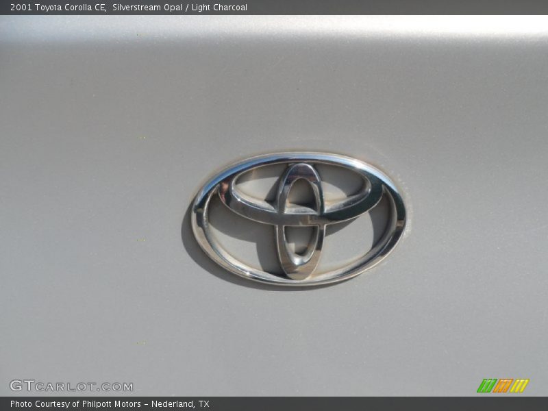 Silverstream Opal / Light Charcoal 2001 Toyota Corolla CE