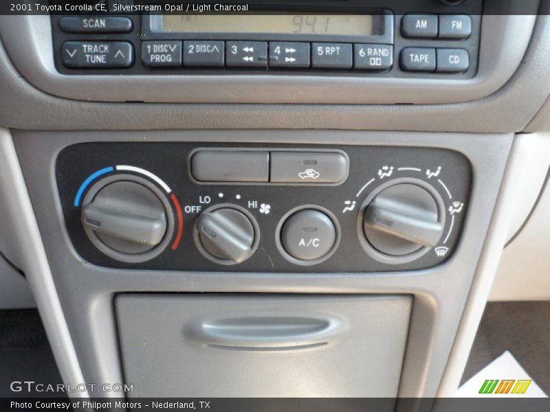 Silverstream Opal / Light Charcoal 2001 Toyota Corolla CE