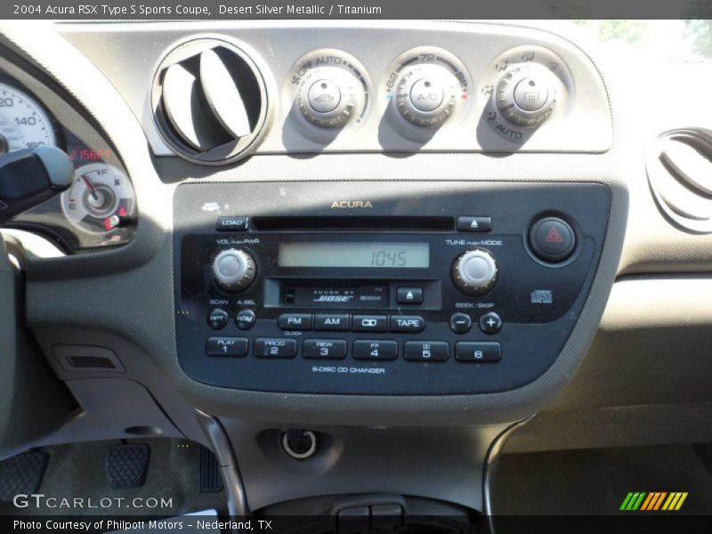 Controls of 2004 RSX Type S Sports Coupe