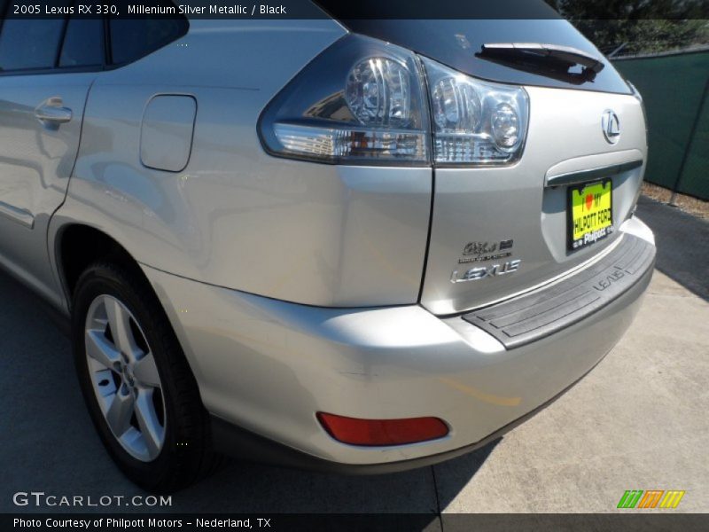 Millenium Silver Metallic / Black 2005 Lexus RX 330