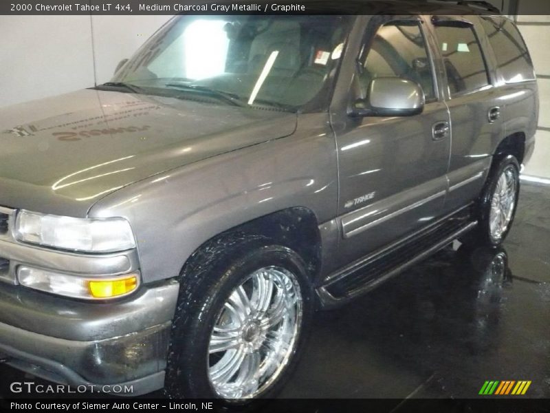 Medium Charcoal Gray Metallic / Graphite 2000 Chevrolet Tahoe LT 4x4