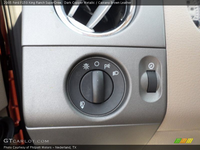 Controls of 2005 F150 King Ranch SuperCrew