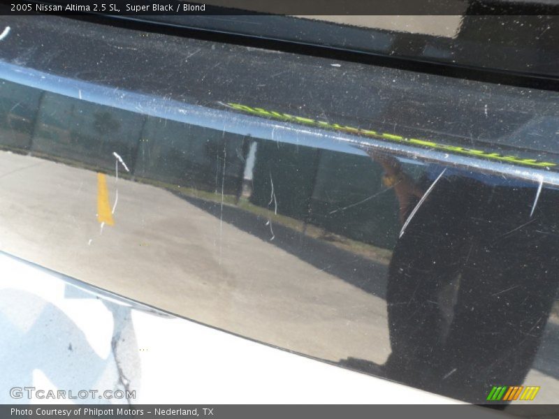 Super Black / Blond 2005 Nissan Altima 2.5 SL