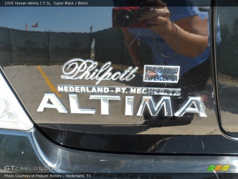 Super Black / Blond 2005 Nissan Altima 2.5 SL