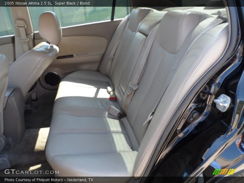 Super Black / Blond 2005 Nissan Altima 2.5 SL