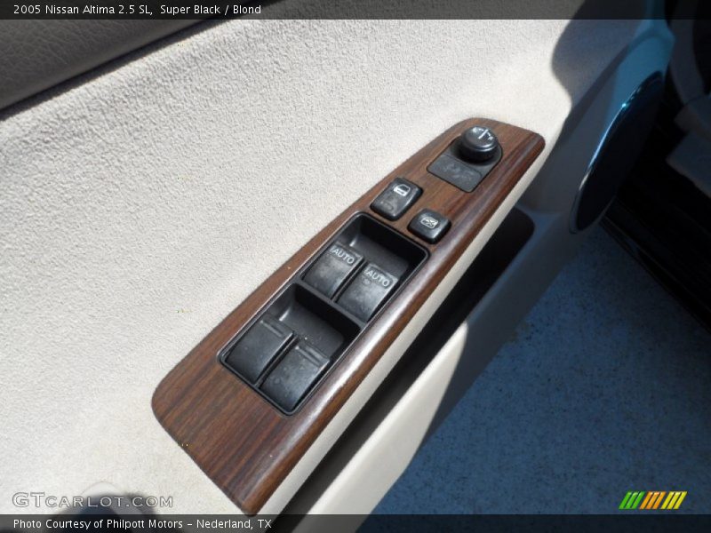 Super Black / Blond 2005 Nissan Altima 2.5 SL