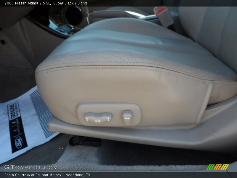 Super Black / Blond 2005 Nissan Altima 2.5 SL