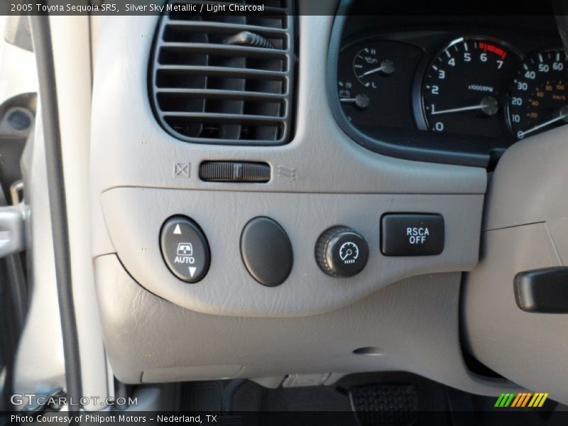 Silver Sky Metallic / Light Charcoal 2005 Toyota Sequoia SR5