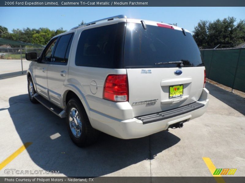 Cashmere Tri-Coat Metallic / Medium Parchment 2006 Ford Expedition Limited