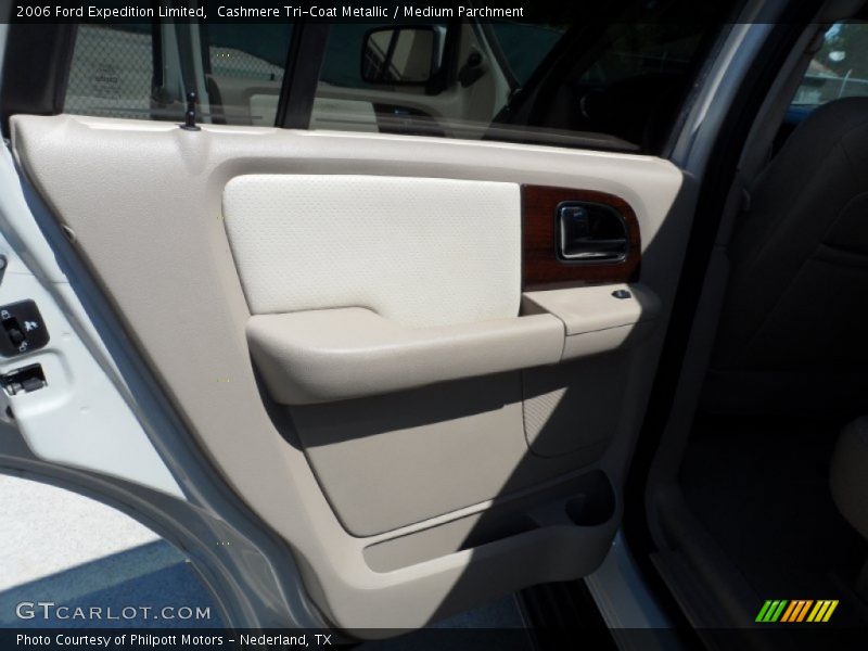 Cashmere Tri-Coat Metallic / Medium Parchment 2006 Ford Expedition Limited