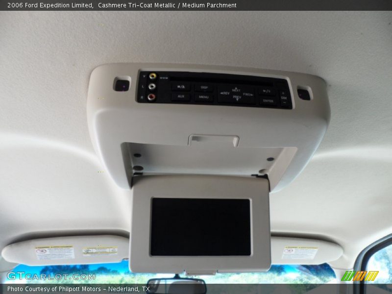 Cashmere Tri-Coat Metallic / Medium Parchment 2006 Ford Expedition Limited