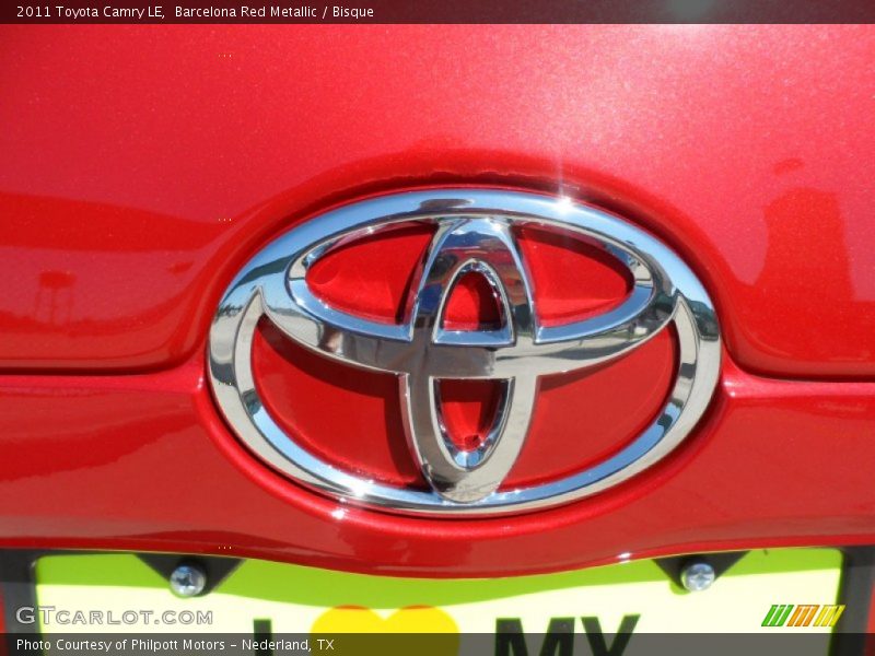 Barcelona Red Metallic / Bisque 2011 Toyota Camry LE