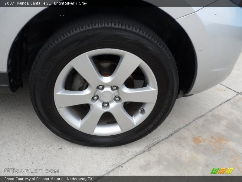 Bright Silver / Gray 2007 Hyundai Santa Fe SE