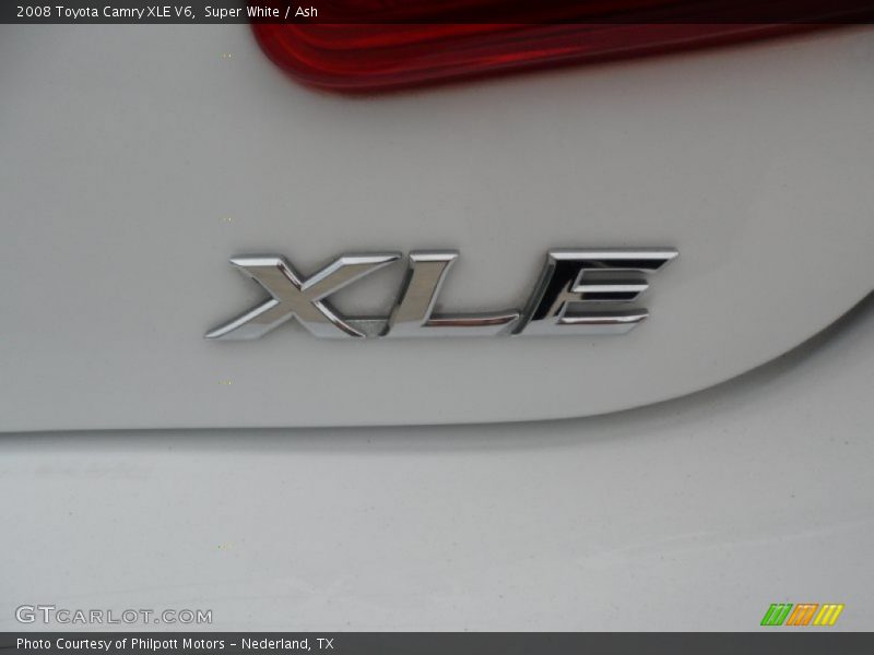 Super White / Ash 2008 Toyota Camry XLE V6