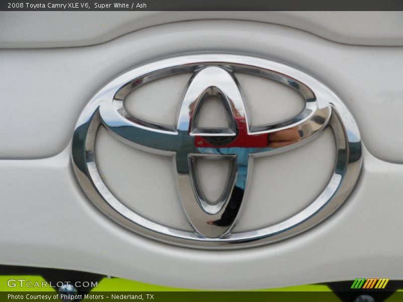 Super White / Ash 2008 Toyota Camry XLE V6