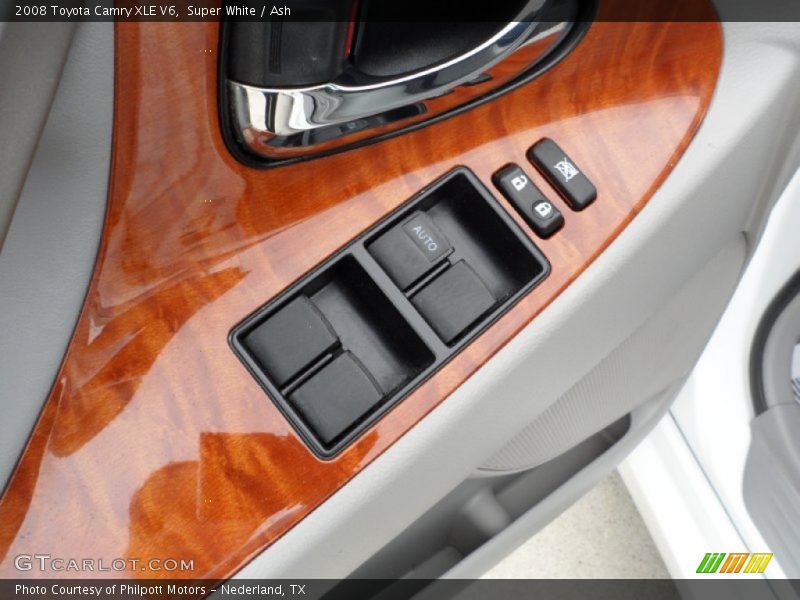 Super White / Ash 2008 Toyota Camry XLE V6