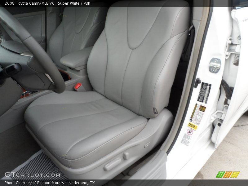 Super White / Ash 2008 Toyota Camry XLE V6