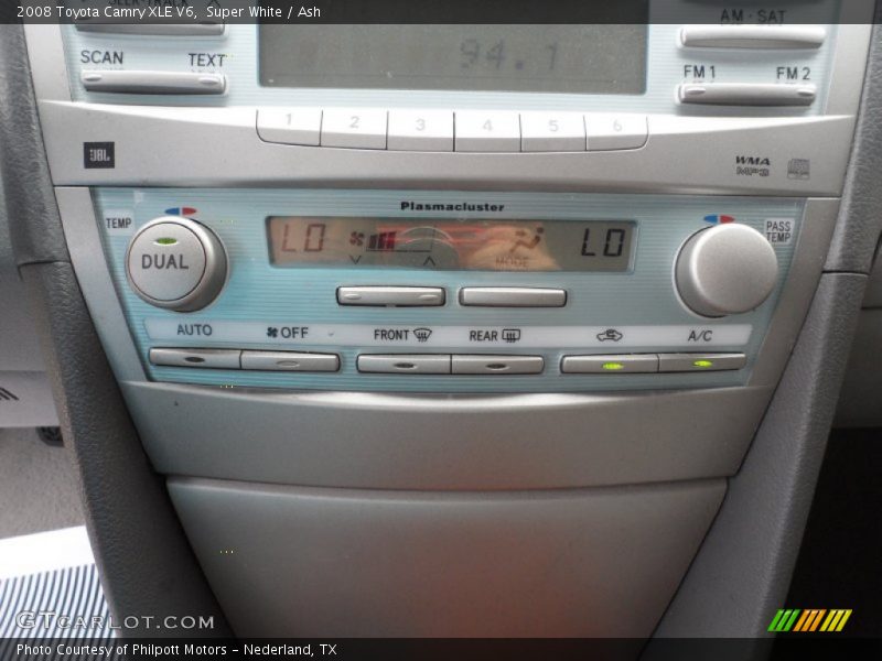 Super White / Ash 2008 Toyota Camry XLE V6