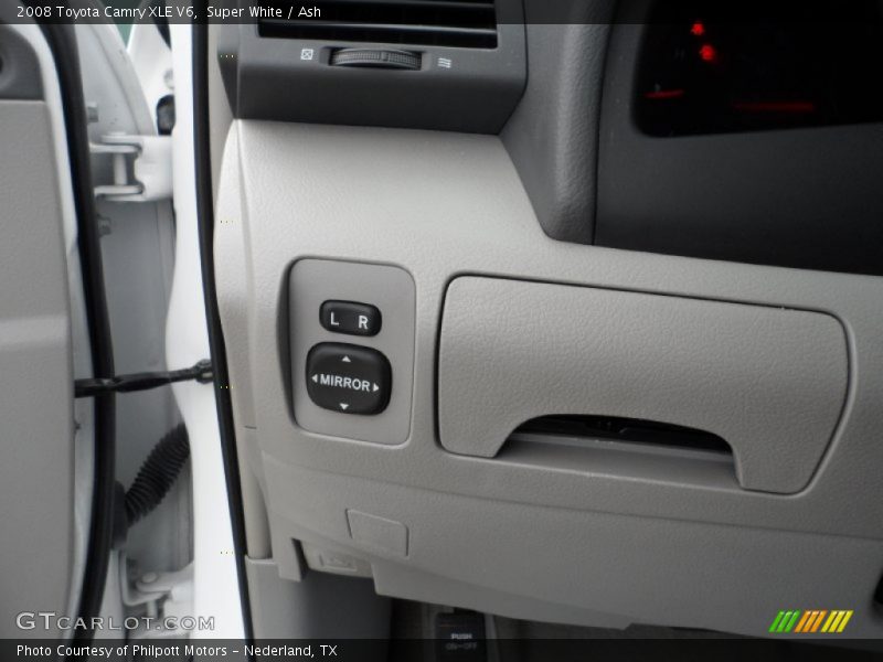 Super White / Ash 2008 Toyota Camry XLE V6