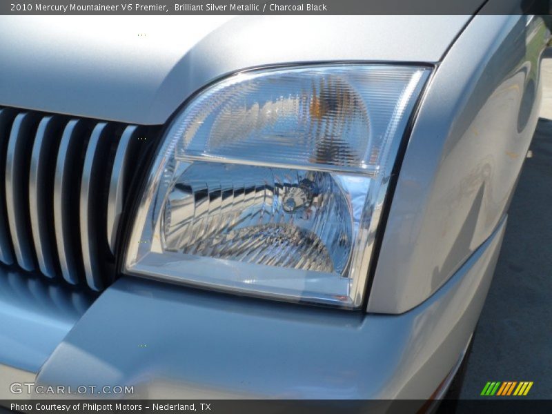 Brilliant Silver Metallic / Charcoal Black 2010 Mercury Mountaineer V6 Premier